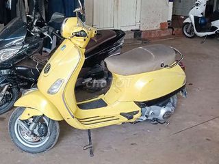 Bán Vespa 125 Ngoại Hình Mới, Máy Êm