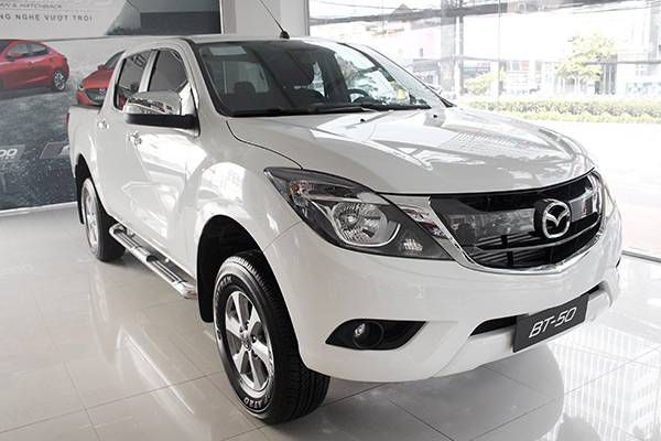 Ban Mazda BT-50 Face Lift 2019 moi Binh Duong