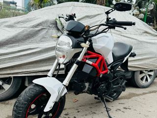 Ducati minii xe đẹp, Màu trắng tinh khôi chất