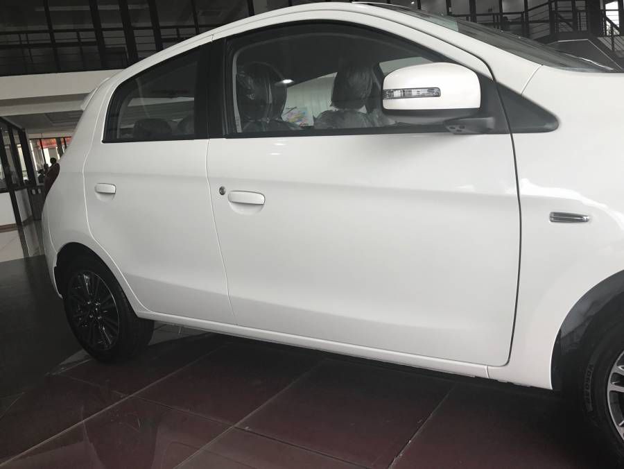 Sieu khuyen mai 50 trieu duy nhat trong thang 6, Mitsubishi Mirage giao xe ngay duy nhat tai Ha Noi goi ngay Hotline : 0966335899 de nhan bao gia uu dai nhat!