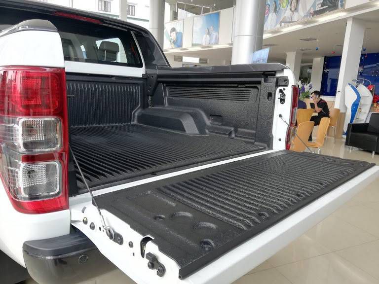 Ban Ford Ranger Wildtrak 2.0 biturbo 2019 moi giao xe tai Phu Tho LH:0941921742