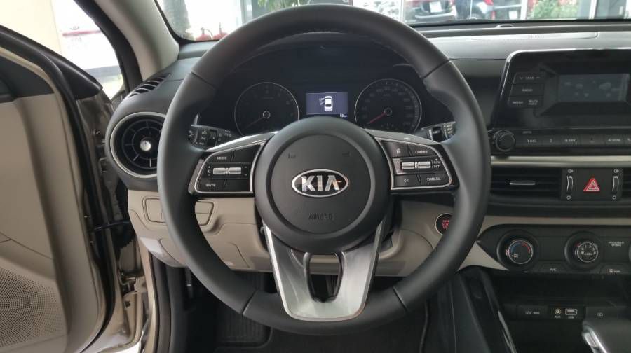 KIA CERATO STANDARD (AT) BAN TU DONG TIEU CHUAN 2019 - GIA CAM KET TOT NHAT KHU VUC -VOI NHIEU UU DAI KHUYEN MAI, HO TRO HO SO TAI NHA