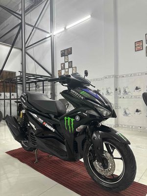 Yamaha NVX155 ABS biển số Sài Gòn