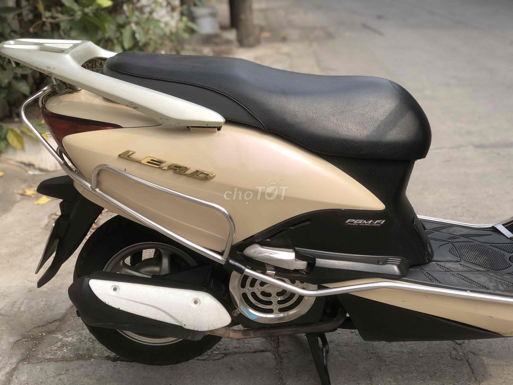 2017 Honda Lead Fi 110cc. Chính chủ, zin chất.