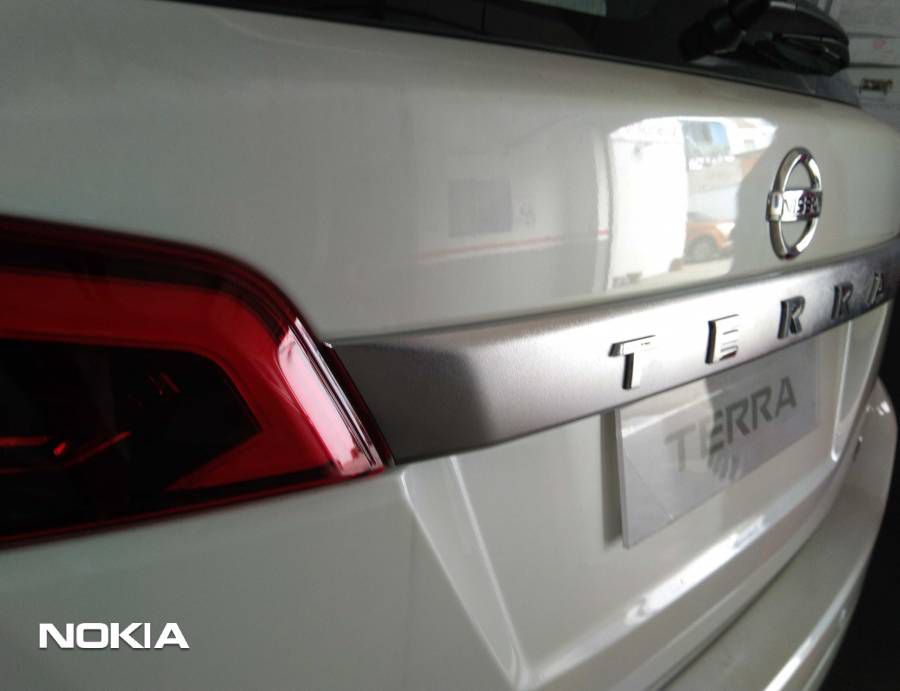 Nissan Terra 7 cho May Xang KM 65 Trieu, Giao Xe Nhanh Chong