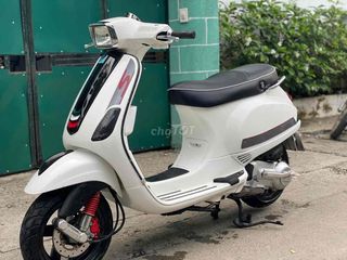 PIAGGIO VESPA đầu vuông 2015 mới 95%, trắng đẹp