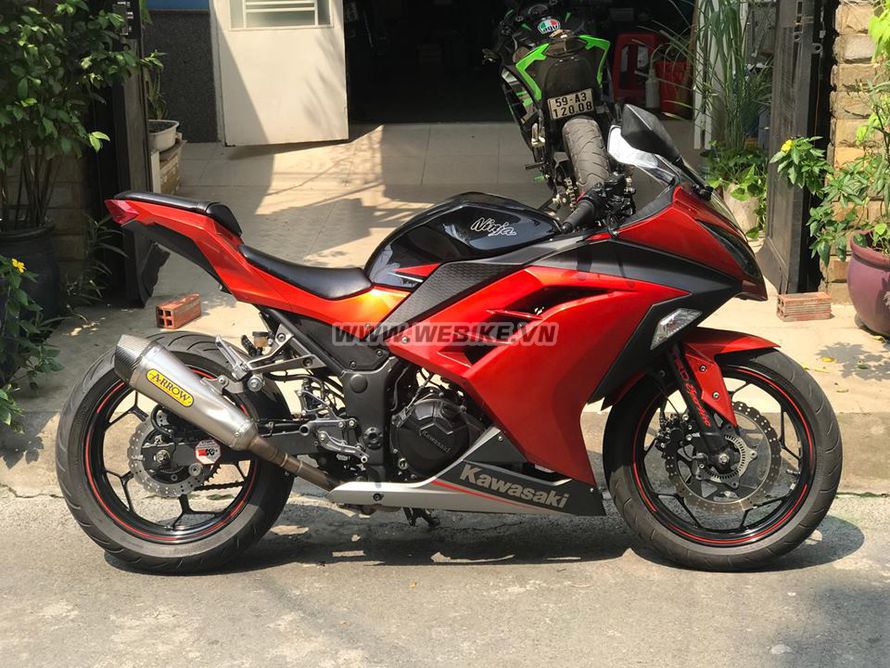 Can ban Kawasaki Ninja 300 ABS 2015 Den Cam o TPHCM gia 95tr MSP #940973