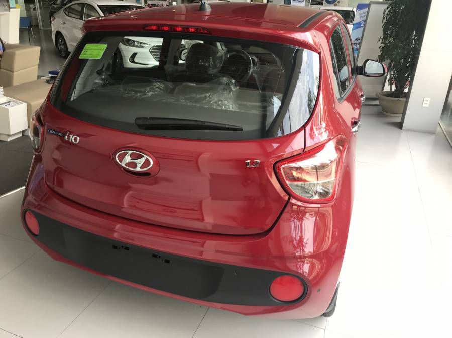 Hyundai I10 2019 Da Nang, Co san giao ngay, Qua Tang hap dan, Ho tro Grab - Vay 80% gia tri xe. Lien he: 0905.59.89.59
