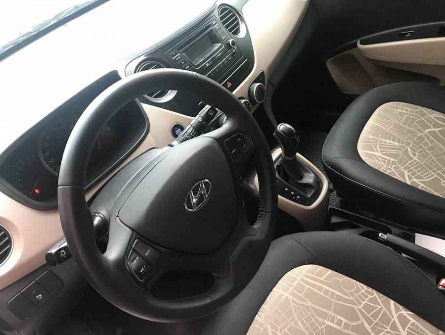 Ban Hyundai i10 1.0 AT 2015 cu Hai Phong