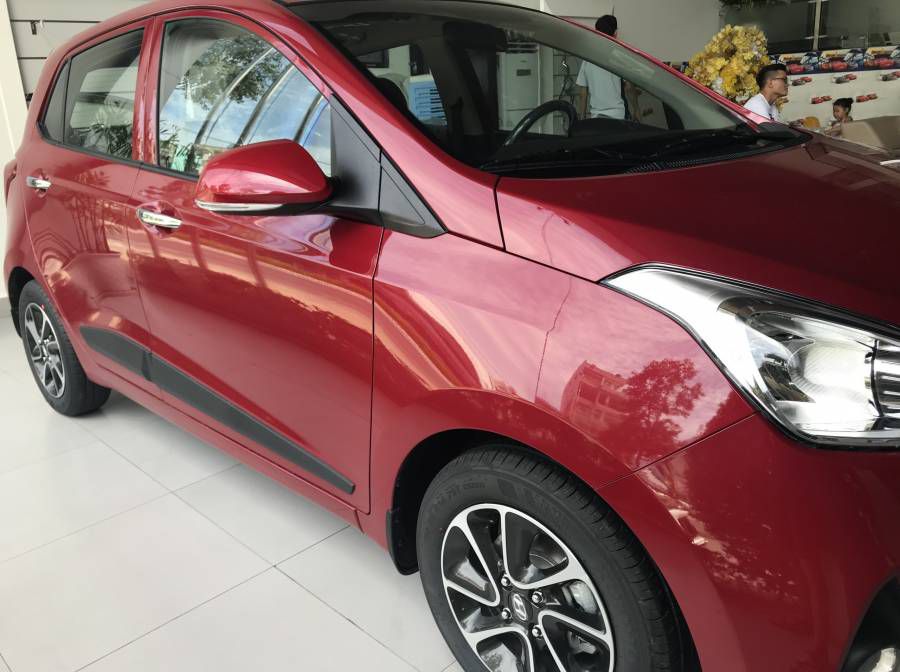 Hyundai i10 Da Nang, i10 Da Nang khuyen mai soc, ho tro vay von 80% - Grab. Hotline: 0911.307.988 hoac 0905.59.89.59 - Huu Linh