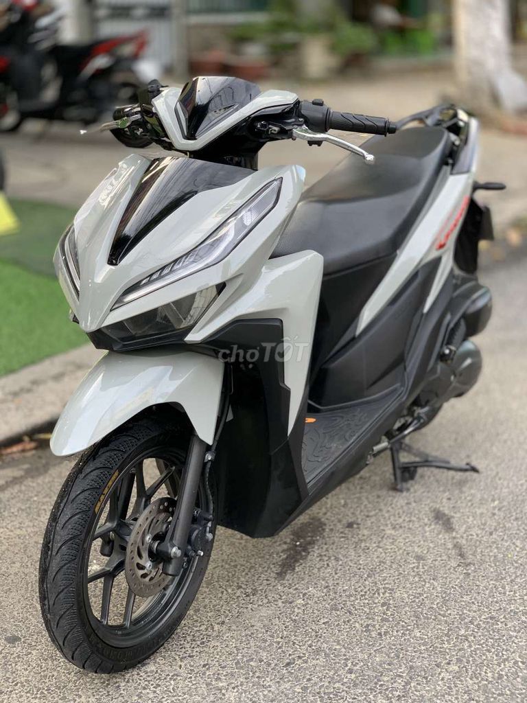 Vario 2021 Xám Xi Măng siêu mới . HỖ TRỢ GÓP