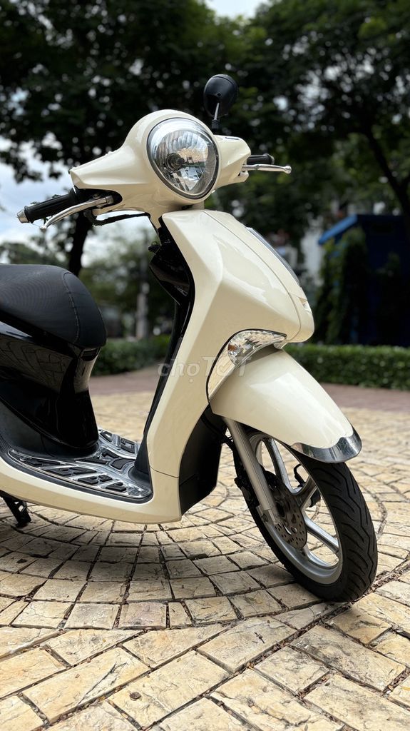 Yamaha Janus màu trắng bảo hành Keng