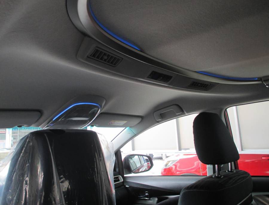 Toyota Innova 2.0G Venturer 2019 moi Ho Chi Minh KM cuc soc T6, Xe du mau giao ngay, ho tro vay ngan hang.