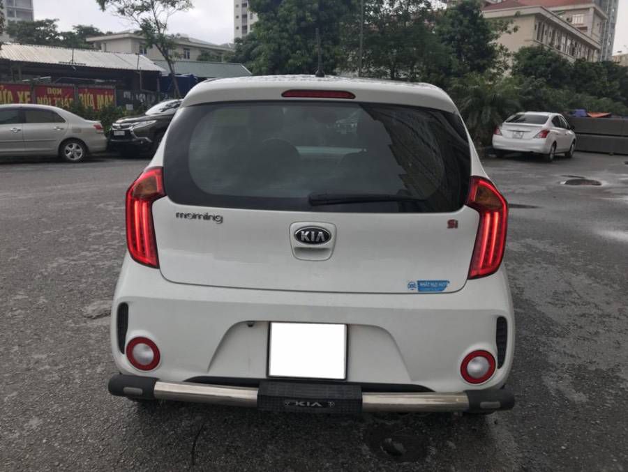 Xe Kia Morning SI 1.2AT 2016 mau trang