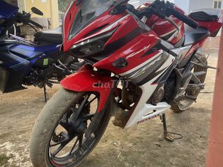 Honda Cbr 150r 2018 đỏ