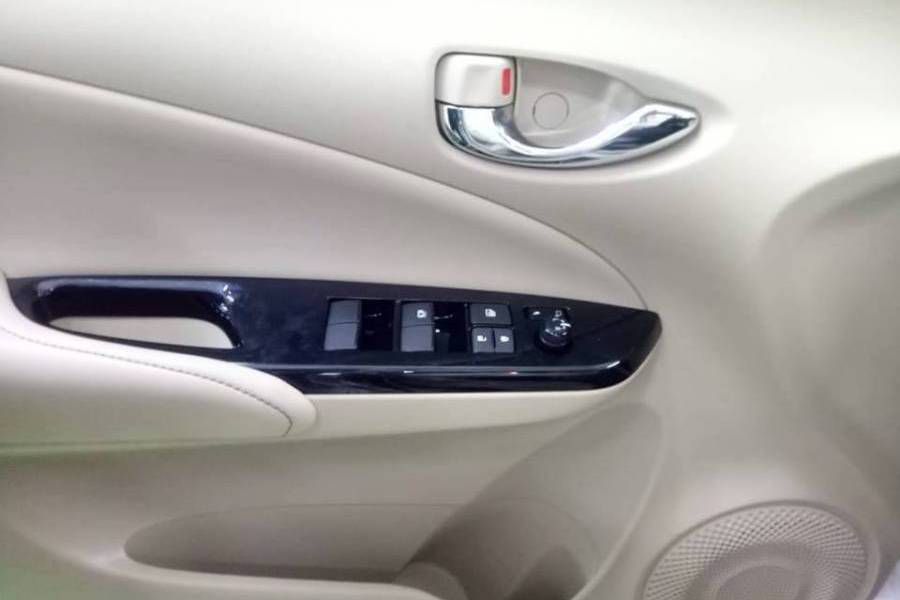 Toyota My Dinh ban Vios 1.5G 2019, nhan xe ngay chi voi 150tr: 0963393983