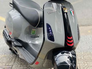 Vespa iGet Abs model 2022 - Xám Ximang