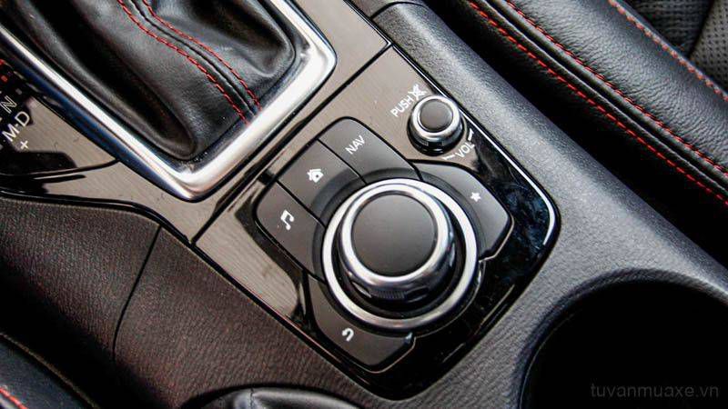 Can ban xe Mazda 3 ban 1.5 sx nam 2016 mau trang