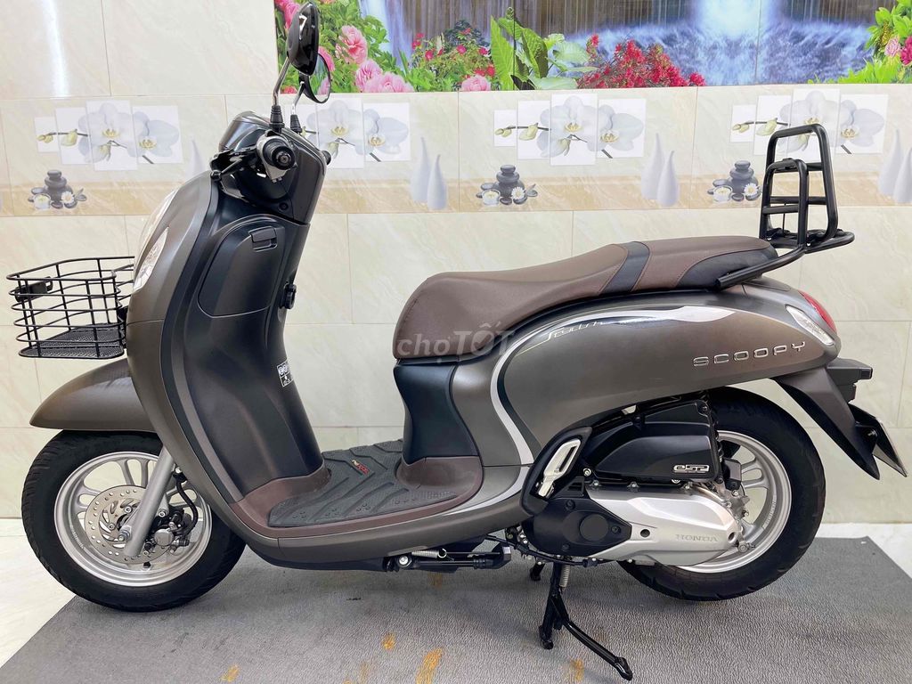 scoopy vàng nhám khoá smartkey 2023