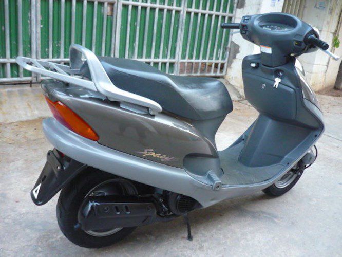 Nhung mau xe ga Honda “lam mua lam gio” thi truong Viet-Hinh-2