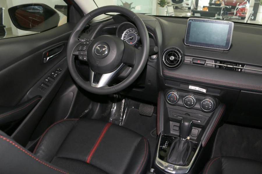 Ban Mazda 2 SD Base 2019 moi Dong Nai - Lien he ngay de nhan nhieu uu dai khung