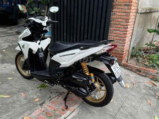 Vario 150 2017 trắng mâm đồng