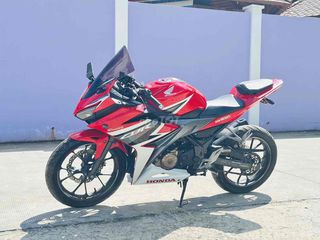 HONDA CBR150R ĐỎ TRẮNG ĐEN 2018