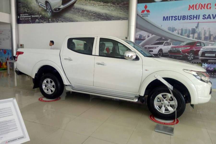 Giao xe ngay duy nhat tai Da Nang voi Mitsubishi Triton, Hotline : 0974 064 605