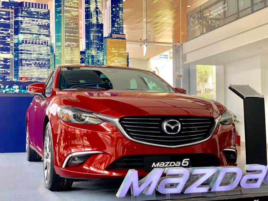 MAZDA 6 2.0 PREMIUM -MAZDA THAI BINH UU DAI LEN TOI 50 TRIEU,PHU KIEN CHINH HANG,DU MAU GIAO XE NGAY HOTLINE:0915.773.663