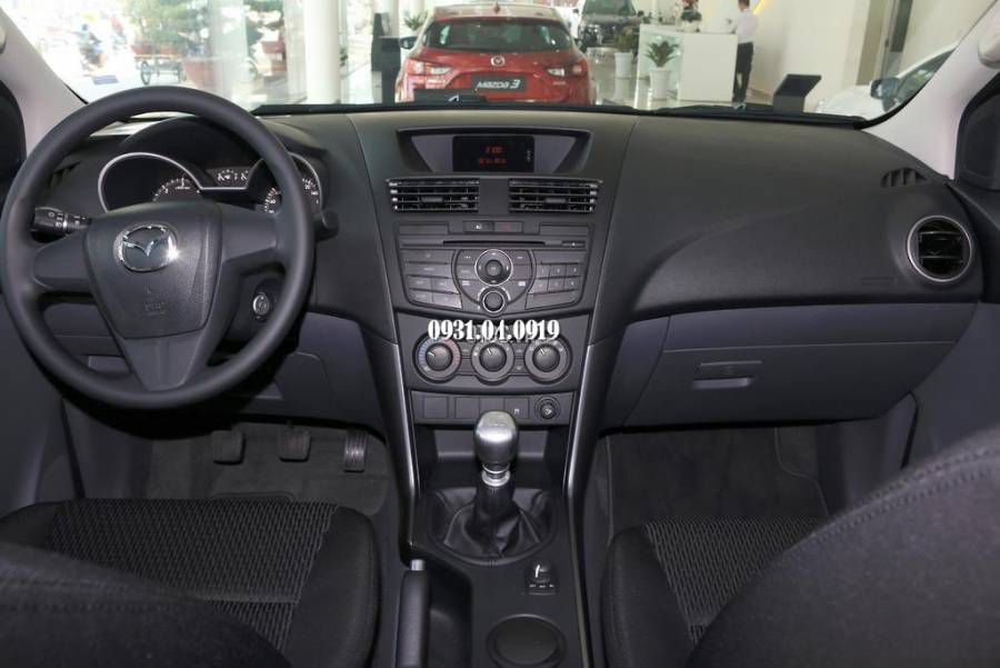 Mazda BT-50 da chinh thuc quay tro lai tai Viet Nam! - GIA BAN MOI SIEU HAP DAN - Tai showroom Mazda Mien Tay 0931.04.0919: Xe co san du mau - San sang giao ngay