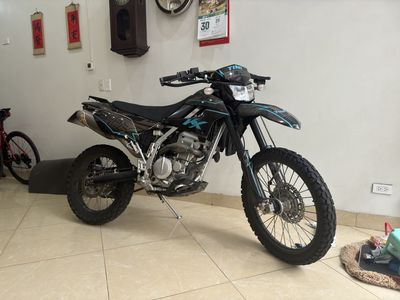 Cào cào Kawasaki KLX 250S 2018 xanh lá cây/trắng