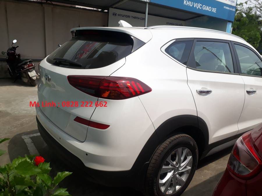Hyundai Tucson 2019 gia uu dai du mau giao ngay. Lien he 0828222662