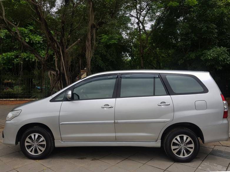 Ban Toyota Innova 2.0AT 2016 cu Ha Noi