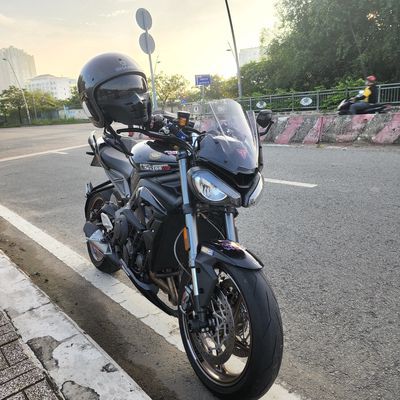 Triumph Street Triple RS2022 CarbonBlack rất mới