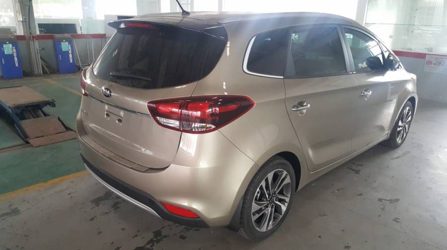 KIA Binh Tan-0933.88.77.80 - Rondo MT 2019 moi Ho Chi Minh