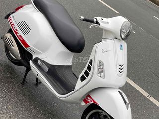 VESPA GTS 3VIE XE ĐẸP HỖ TRỢ TRẢ GÓP NỢ XẤU