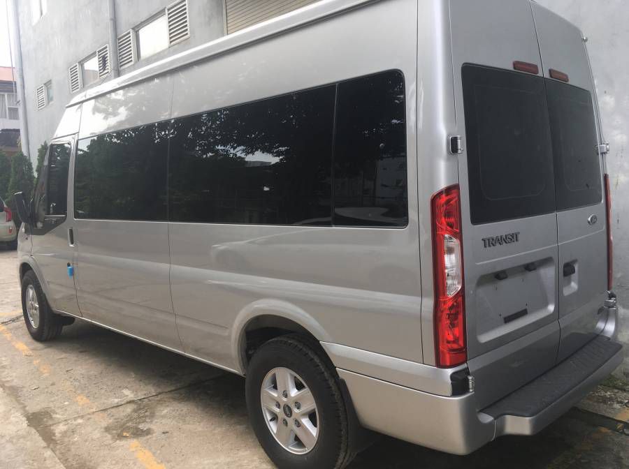 Ban Ford Transit Luxury 2019 moi Du mau giao ngay, LH 0827707007