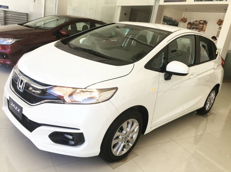 Honda Jazz 2019 uu dai khuyen mai sieu khung thang 4
