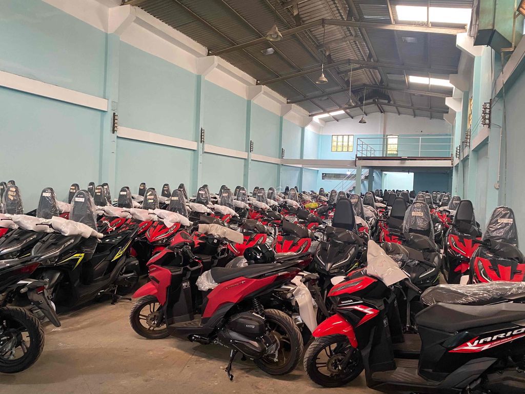 Honda Vario 2024 mới 100% hàng bán tại kho giá tôt