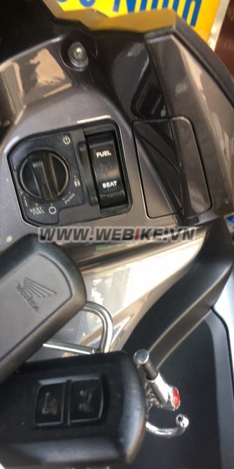 Xe Honda Air Blade 2018 mau xam den khoa smartkey o Ha Noi gia 27tr MSP #1049759
