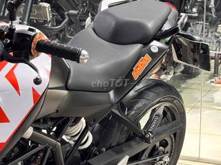 Cần bán KTM Duke 125 2016 ABS Biển SG 9 chủ