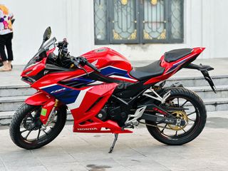 HONDA CBR 150 BẢN  ĐÈN NÉT CHÍNH CHỦ XE BIỂN 29