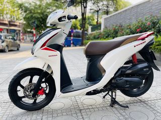 Honda Vision 110 FI Màu Trắng Đỏ 2021Nữ ít Đi