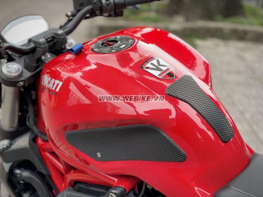 Ducati Monster 821 2016  VUONG KHANG MOTOR o TPHCM gia 169tr MSP #2238584