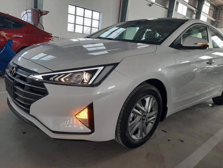 Hyundai Elantra 2019 Da Nang, Co san giao ngay, Tang 10 trieu phu kien, Ho tro Grab - Vay 80% gia tri xe. Lien he: 0905.59.89.59