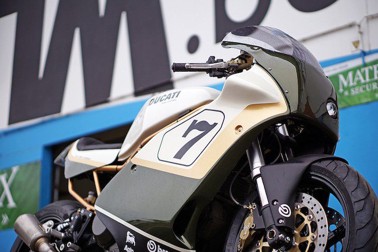 Moto dua Ducati cafe racer do sieu dep tu “hang bai"-Hinh-4