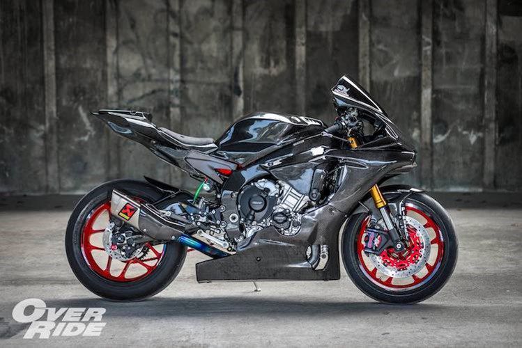 Sieu moto Yamaha R1 2015 do full carbon “sieu khung”-Hinh-4