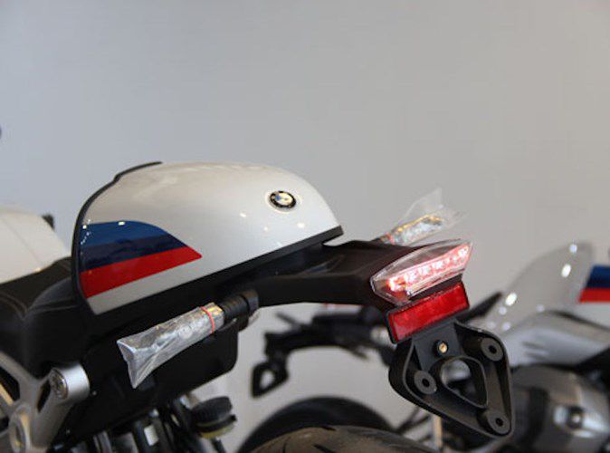 Can canh moto BMW R nine T Racer dau tien tai VN-Hinh-2
