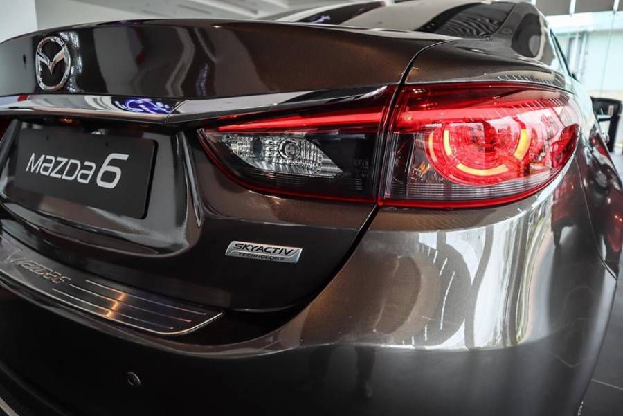 MAZDA 6 2.0 PREMIUM -MAZDA THAI BINH UU DAI LEN TOI 50 TRIEU,PHU KIEN CHINH HANG,DU MAU GIAO XE NGAY HOTLINE:0915.773.663