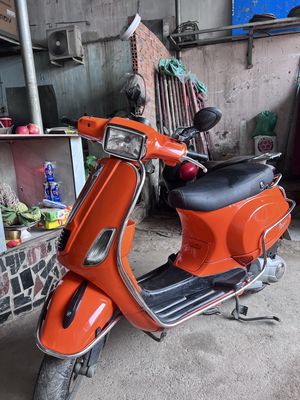 Cần Bán xe Vespa.Xe máy cực êm, còn nguyên zin.